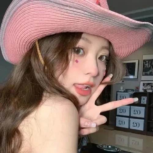 眼里余光都是你